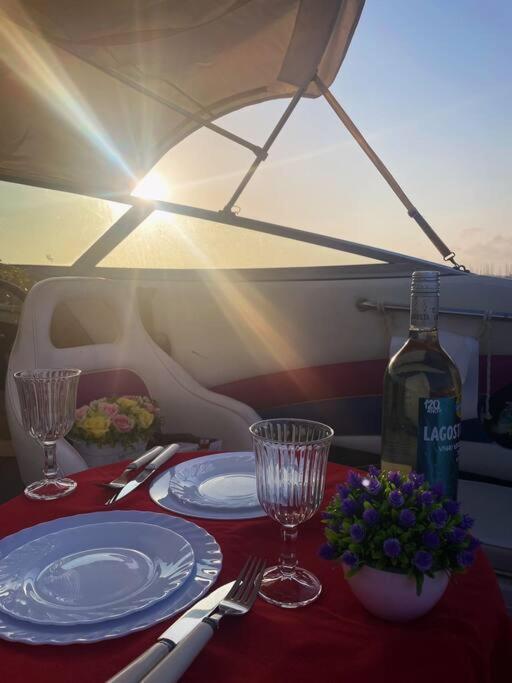 Guestboat Milagre Hotel Фаро Екстериор снимка